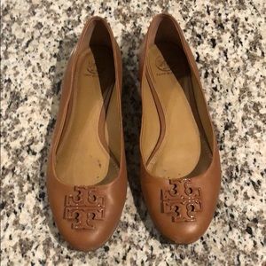 Tory Burch tan flats